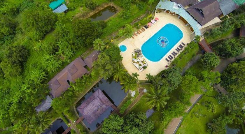Tao Garden Health Spa & Resort Чиангмай Екстериор снимка